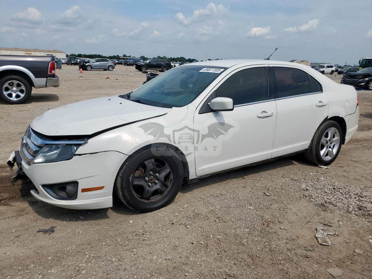 Ford Fusion SE 2.5L  4 2011