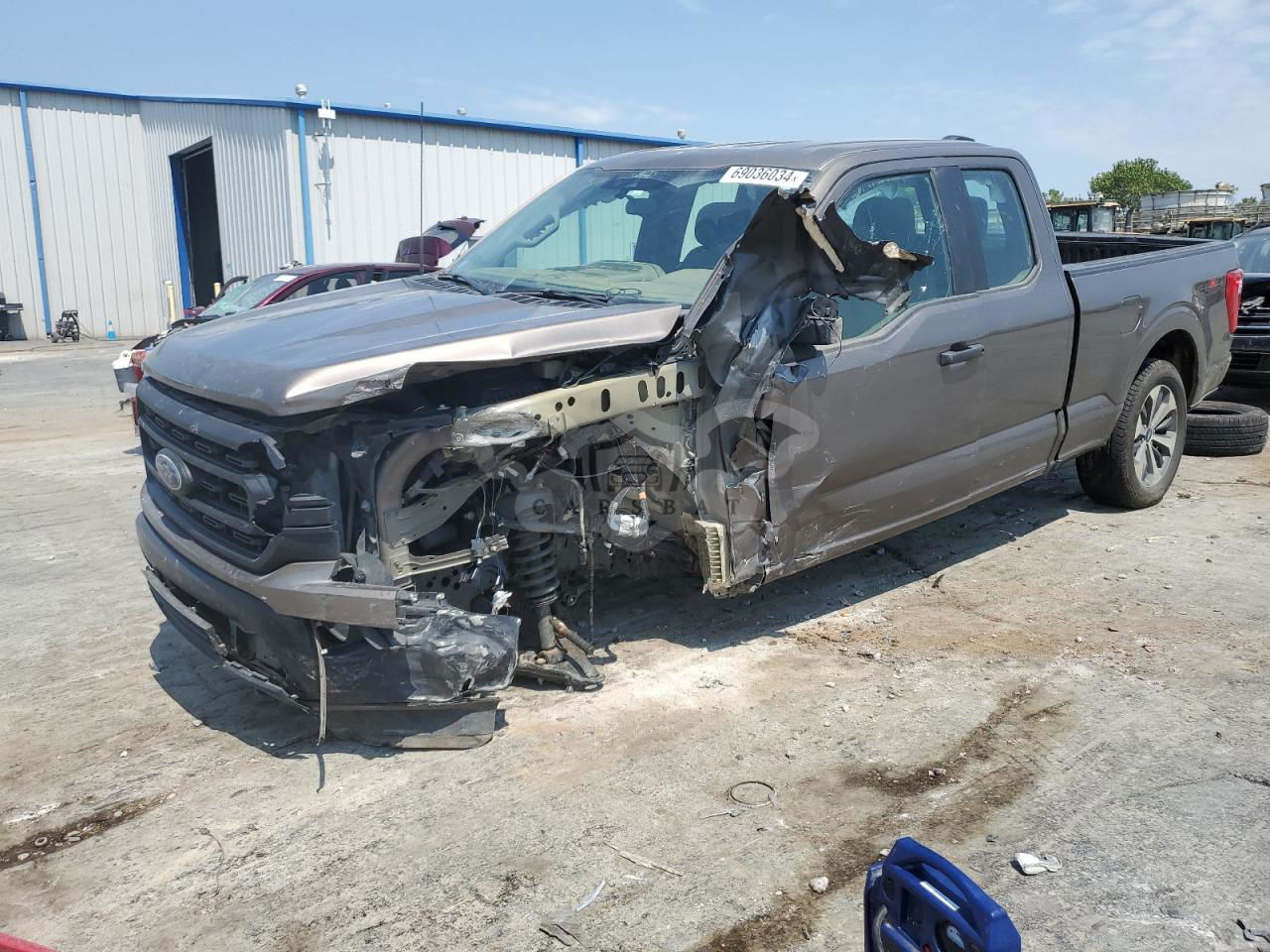 Ford F-150 SUPER CAB 3.3L  6 2022