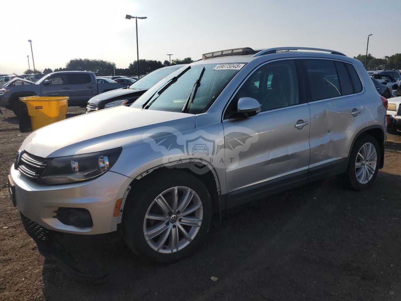 Volkswagen Tiguan S 2.0L  4 2015