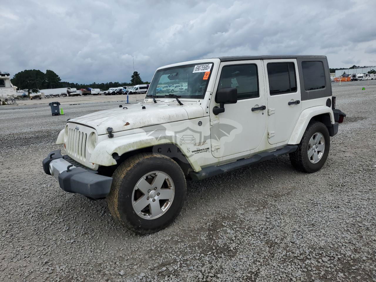 Jeep Wrangler SAHARA 3.8L  6 2010