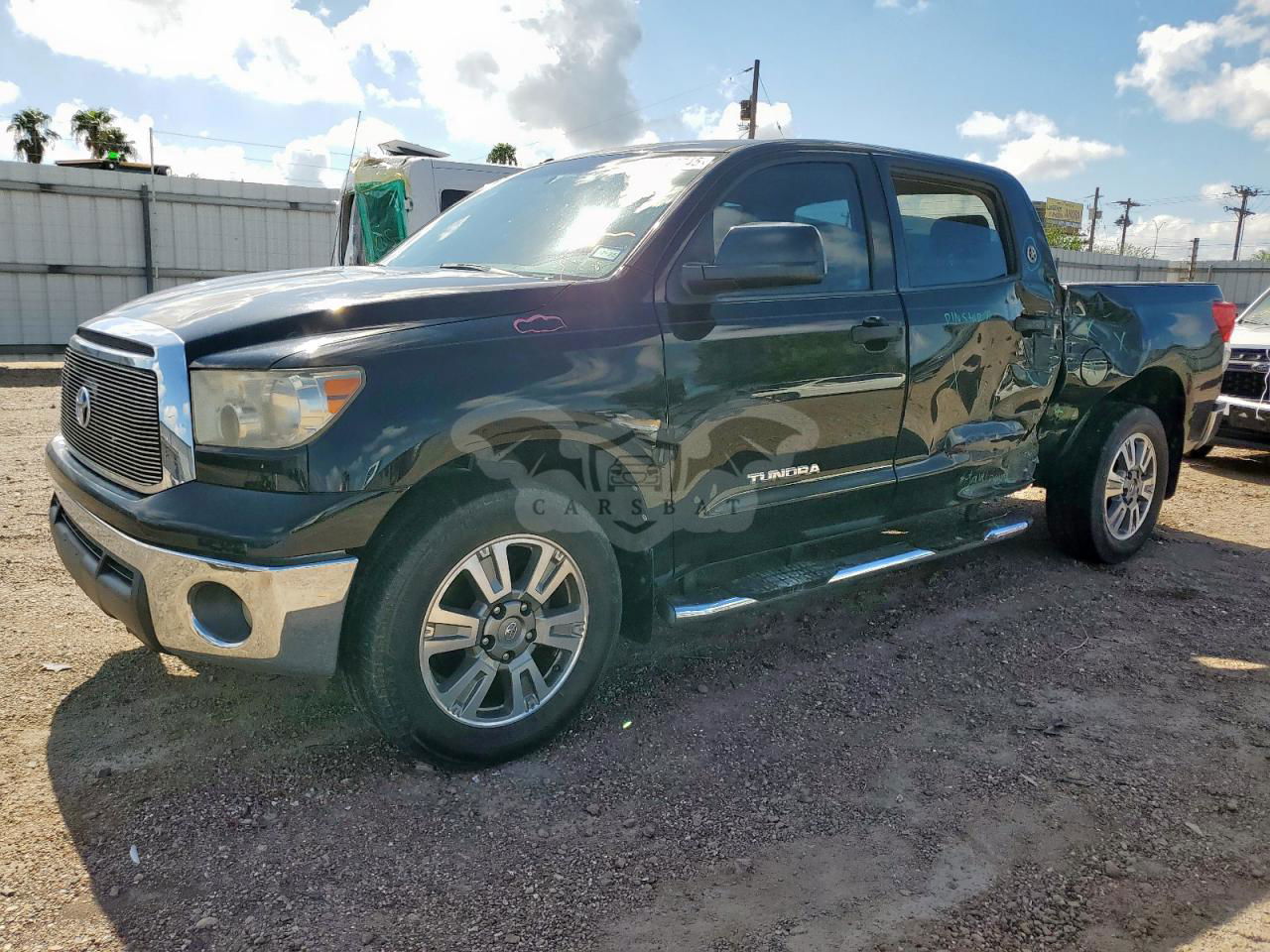 Toyota Tundra CREWMAX SR5 4.6L  8 2012