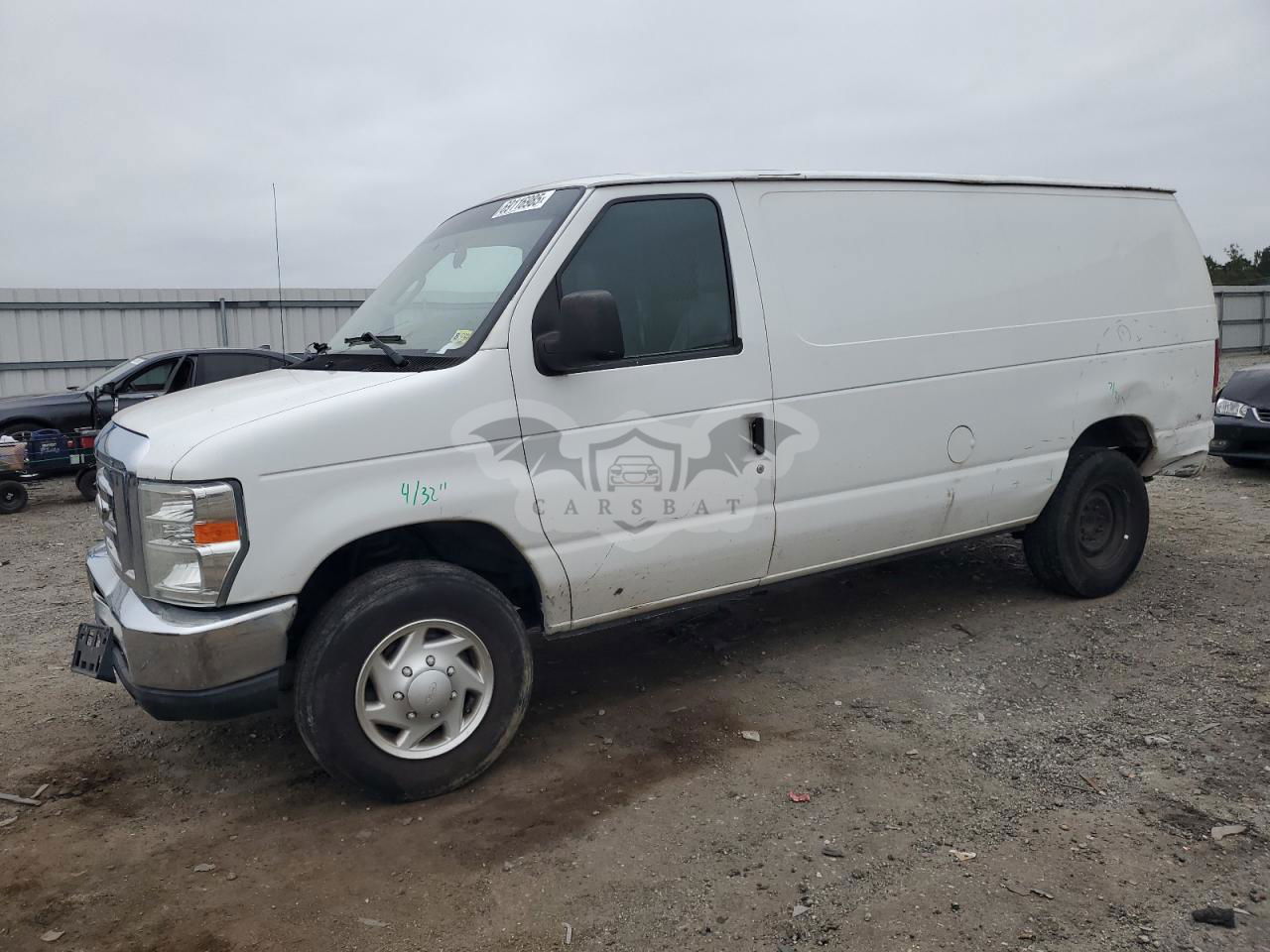 Ford Econoline E250 VAN 4.6L  8 2014