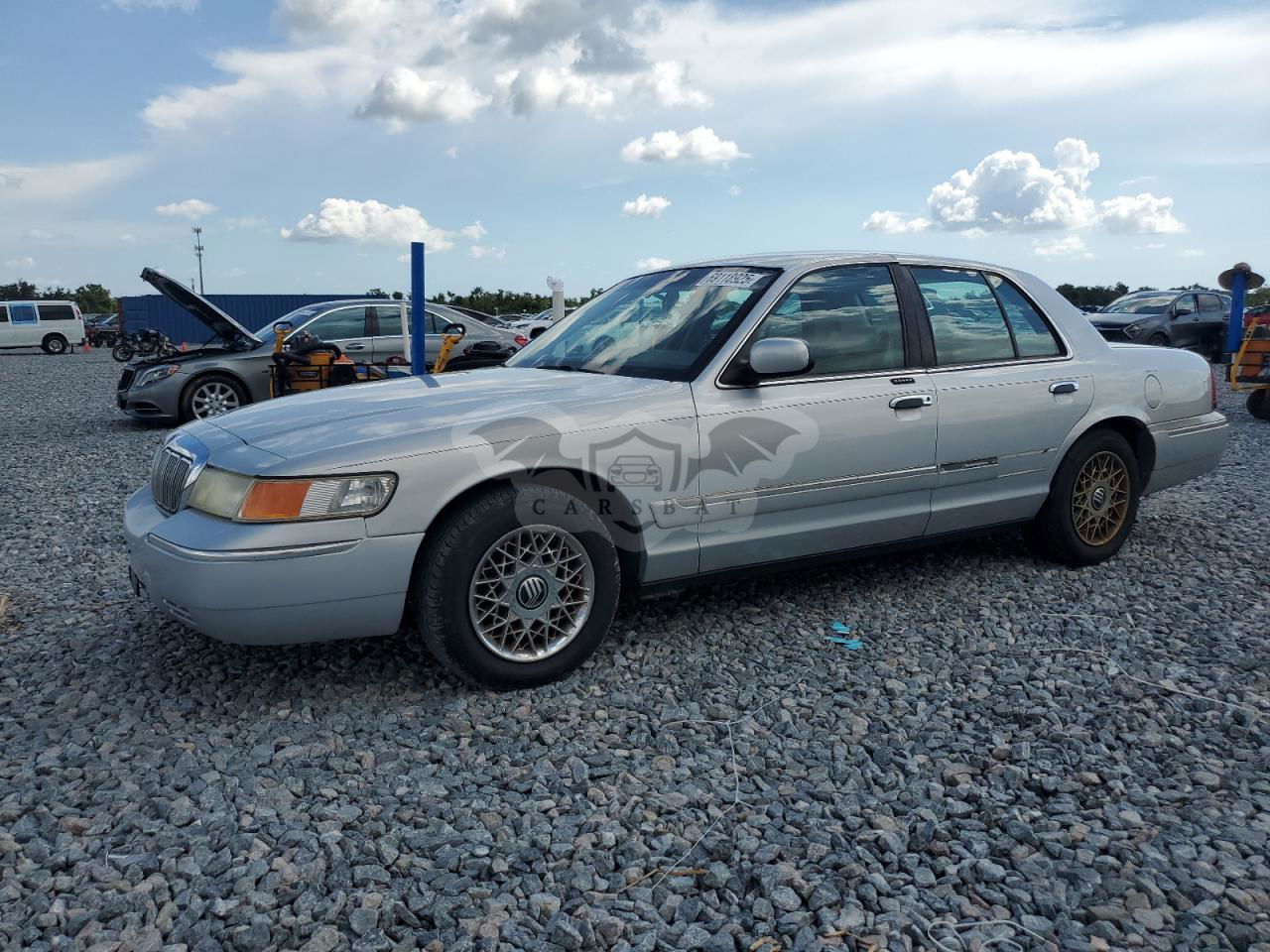 Mercury Grand Marquis GS 4.6L  8 2002