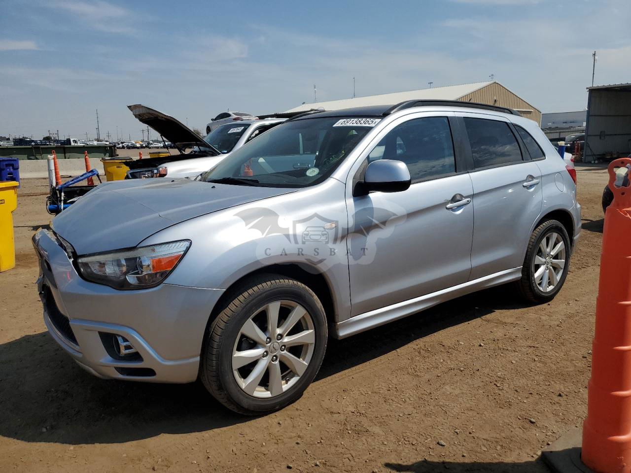 Mitsubishi Outlander SE 2.0L  4 2012