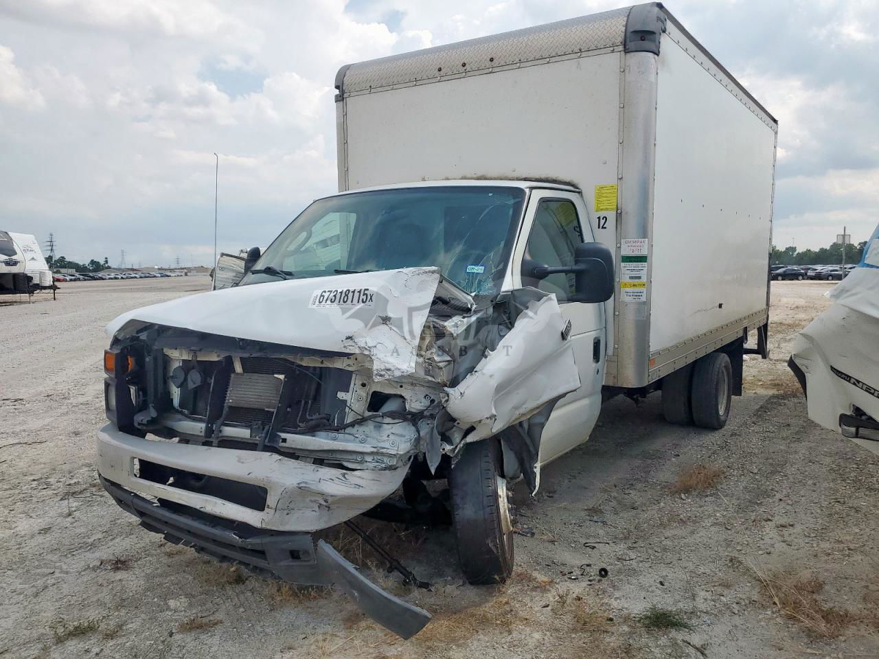 Ford Econoline E350 SUPER DUTY CUTAWAY VAN 5.4L  8 2015