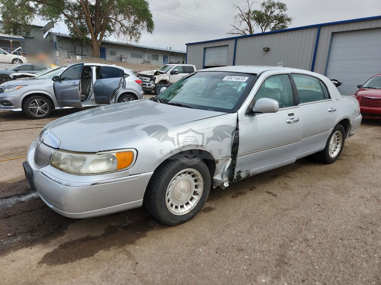 Lincoln Town Car EXECUTIVE 4.6L  8 2001