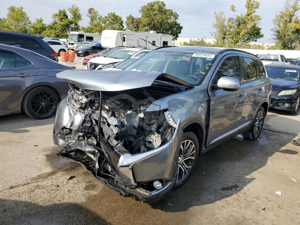 Mitsubishi Outlander SE 2.4L  4 2016