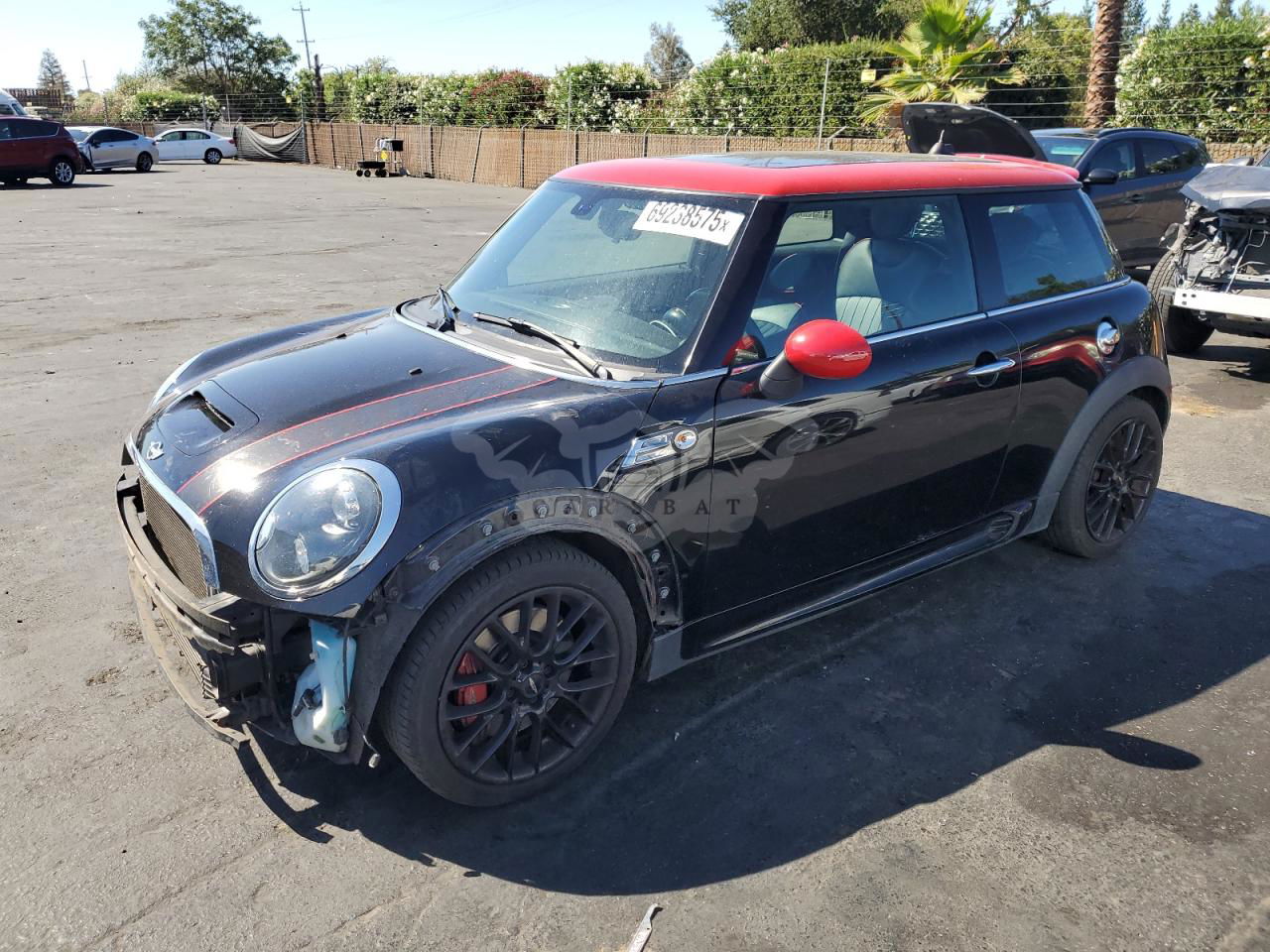 Mini Cooper JOHN COOPER WORKS 1.6L  4 2013
