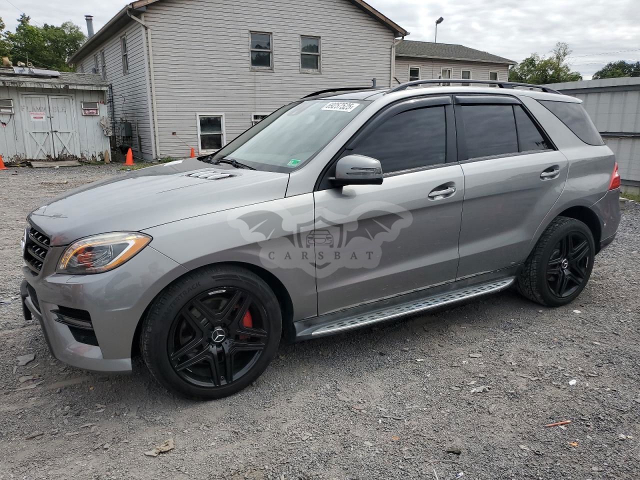 Mercedes-Benz ML 550 4MATIC 4.6L  8 2013