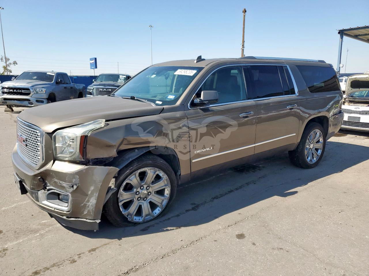 GMC Yukon DENALI 6.2L  8 2015