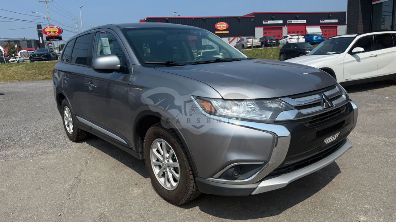 Mitsubishi Outlander ES 2.4L  4 2018