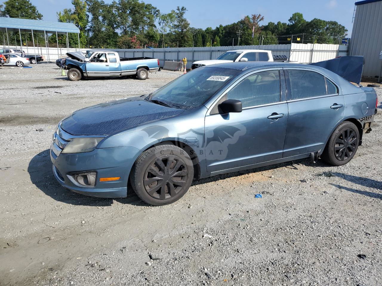 Ford Fusion SE 2.5L  4 2011