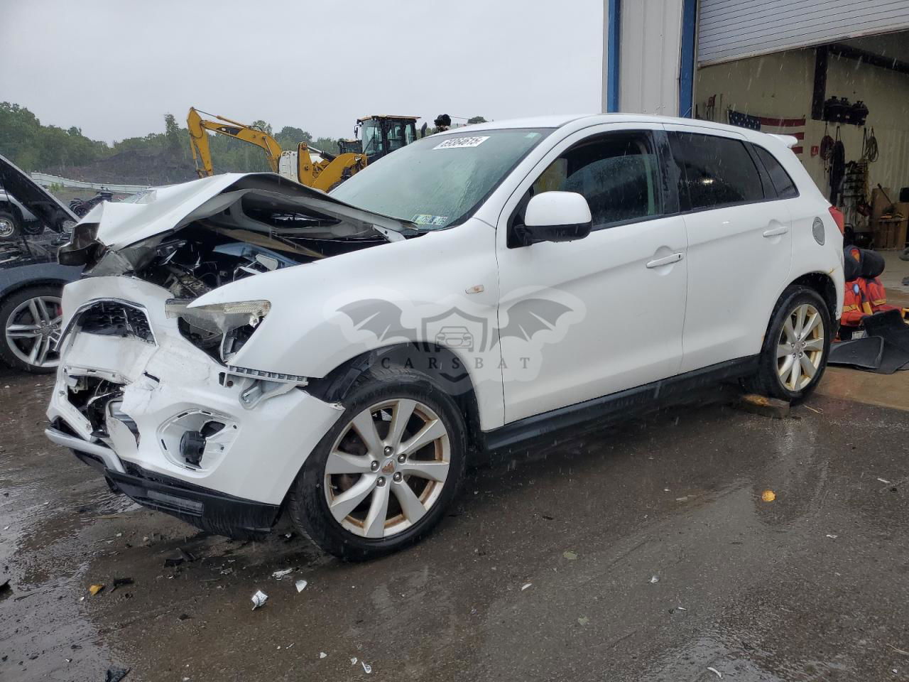 Mitsubishi Outlander ES 2.0L  4 2013