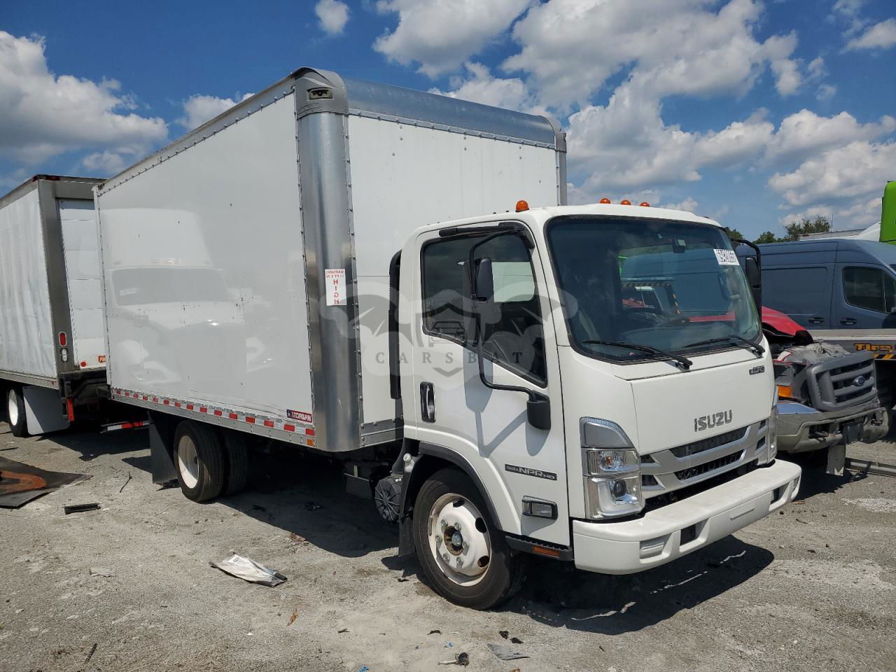 Isuzu NPR 6.6L  8 2024