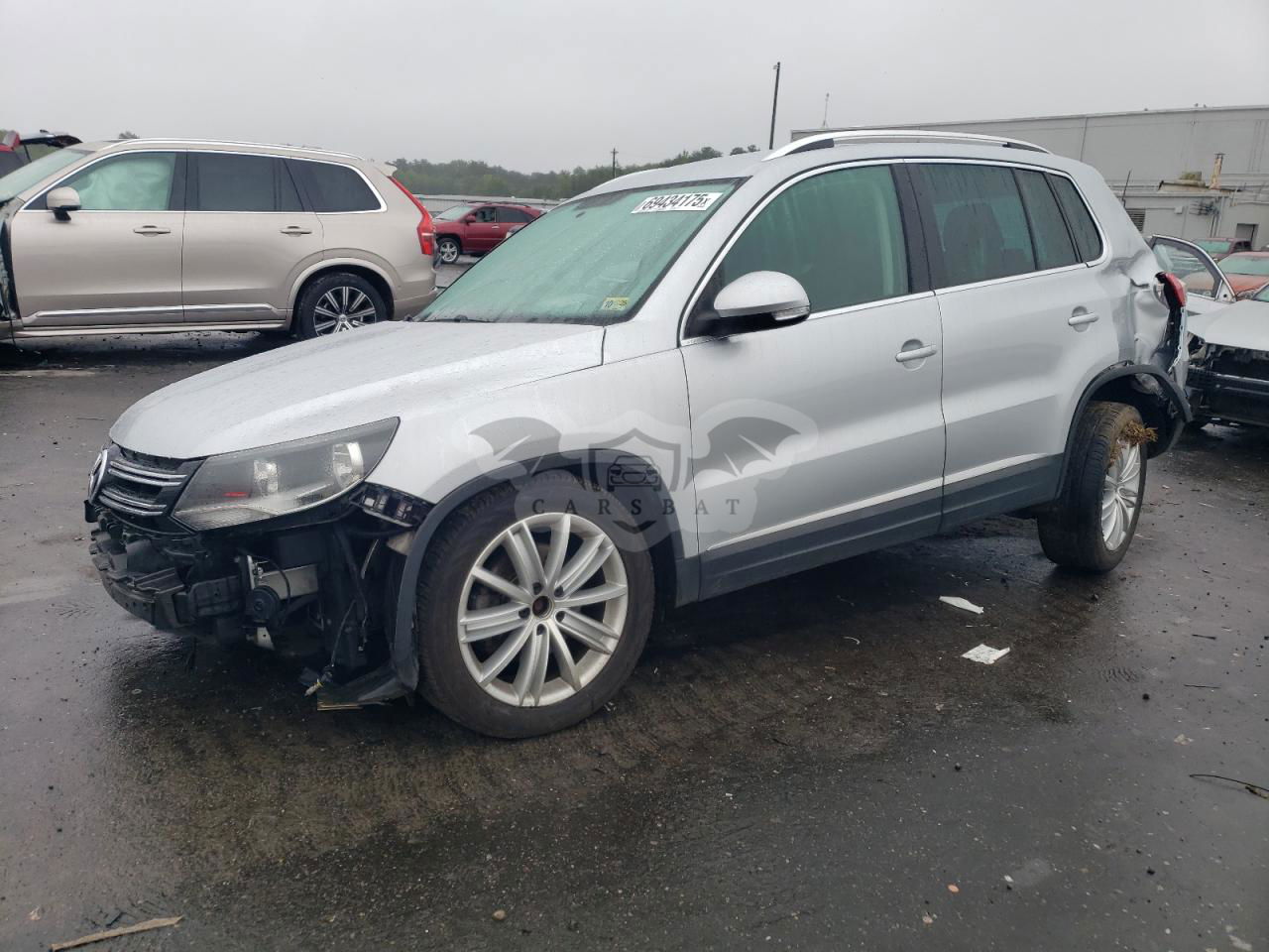 Volkswagen Tiguan S 2.0L  4 2012