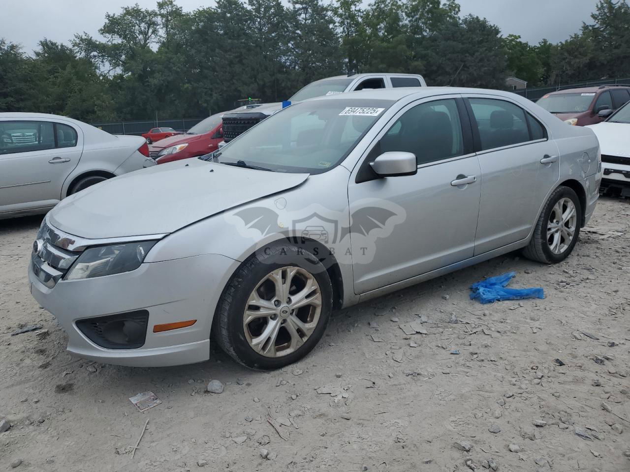 Ford Fusion SE 3.0L  6 2012