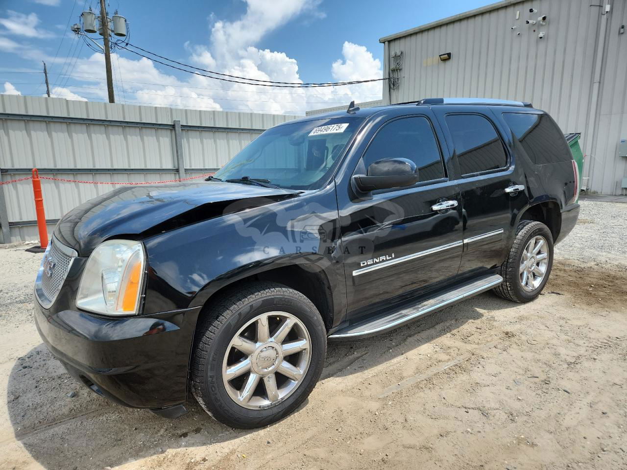 GMC Yukon DENALI 6.2L  8 2013
