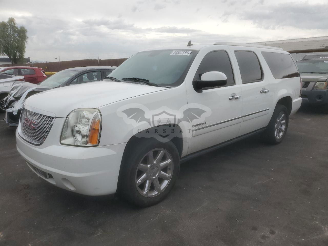 GMC Yukon DENALI 6.2L  8 2014