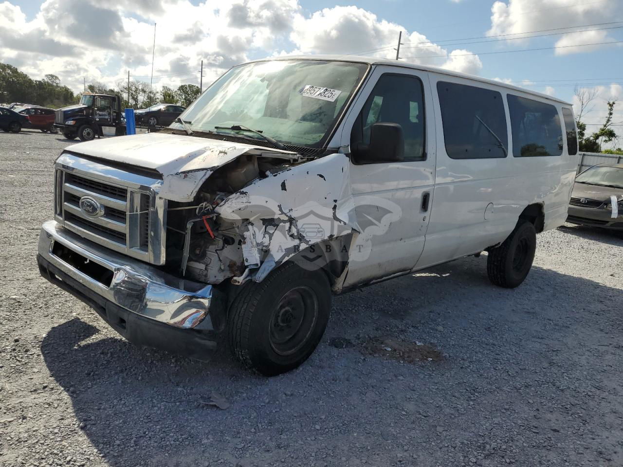 Ford Econoline E350 SUPER DUTY WAGON 5.4L  8 2009
