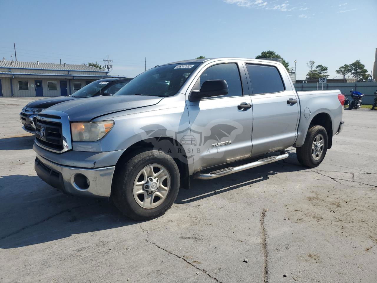 Toyota Tundra CREWMAX SR5 4.6L  8 2012