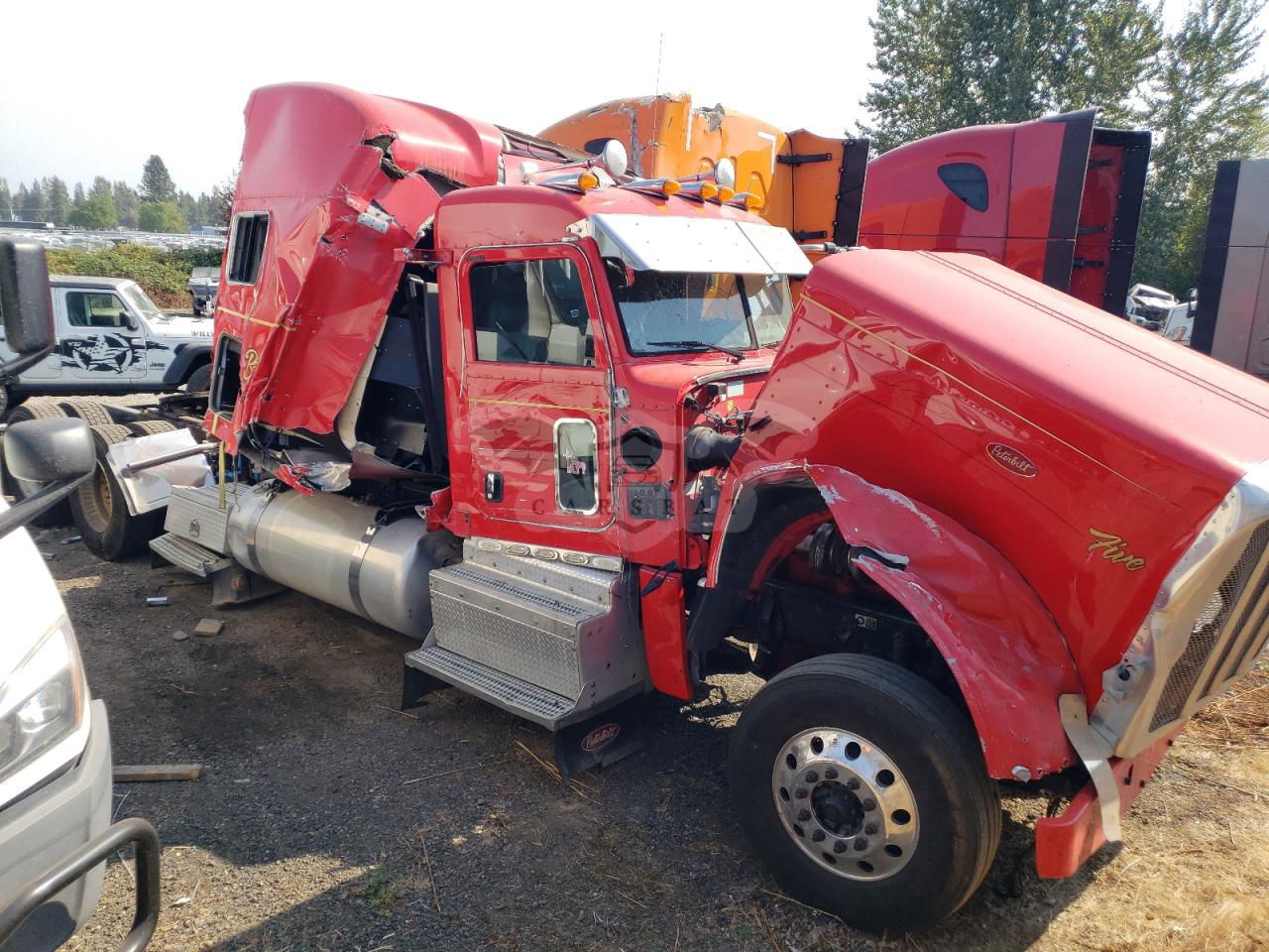 Peterbilt 389/520 15.0L  6 2015