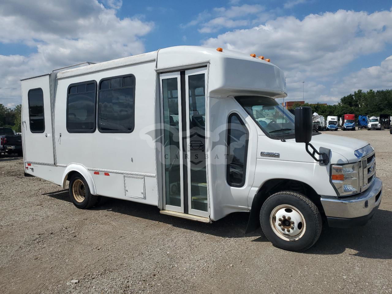 Ford Econoline E350 SUPER DUTY CUTAWAY VAN 6.8L 10 2013