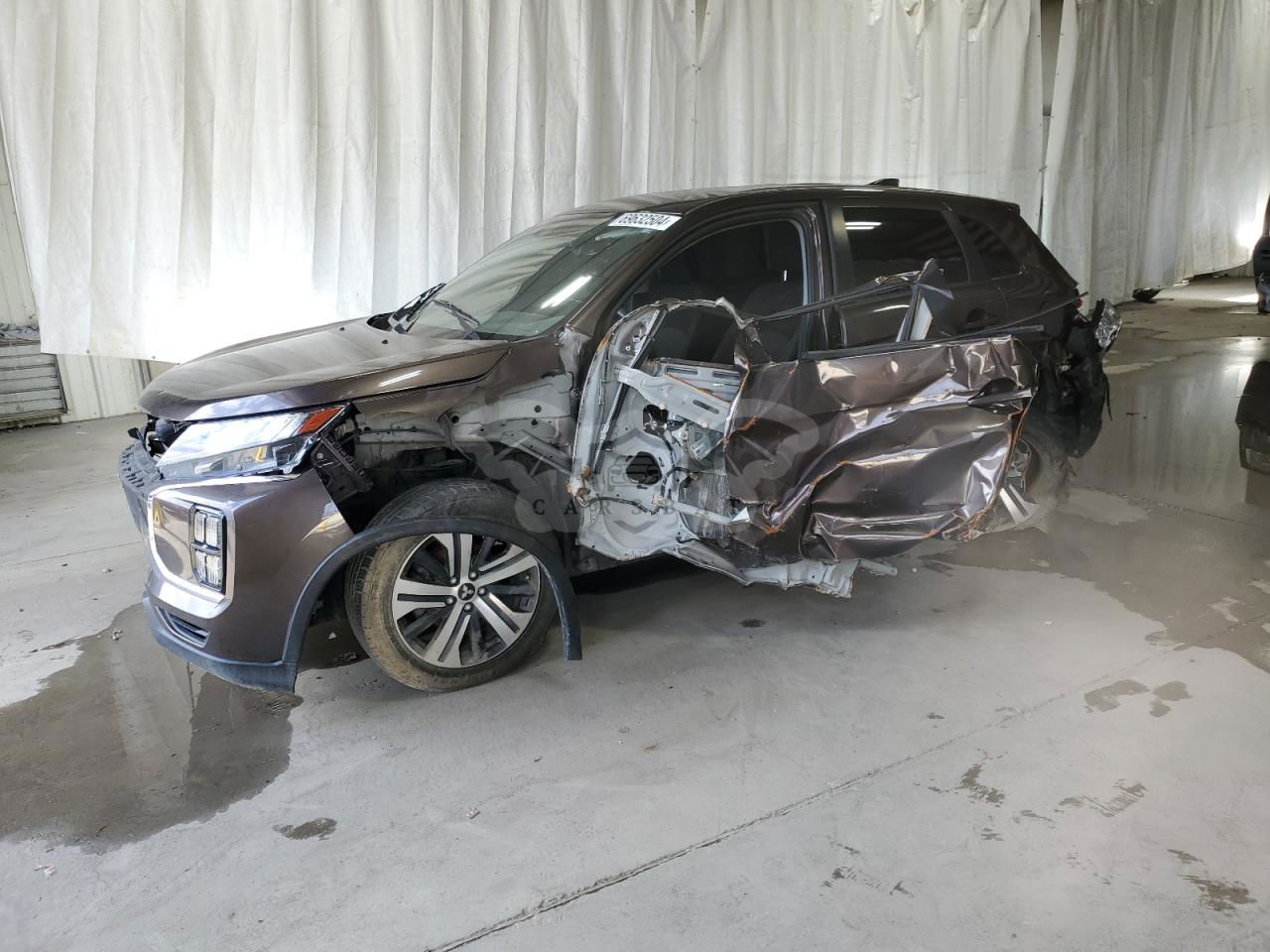 Mitsubishi Outlander ES 2.0L  4 2021