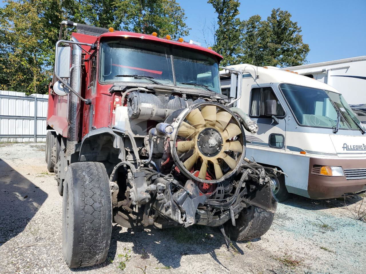 Mack Granite 12.7L  6 2021