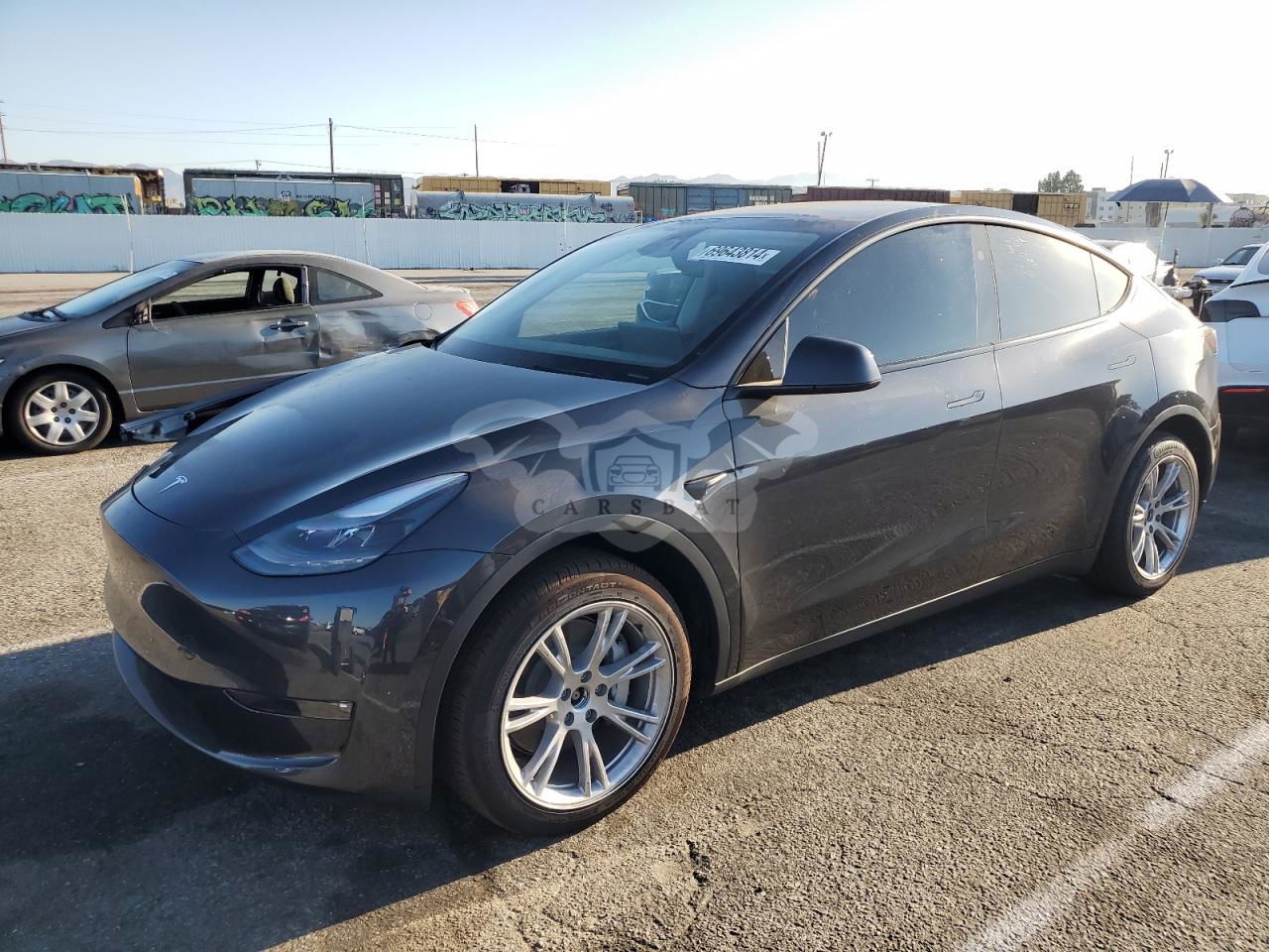 Tesla Model Y 2024