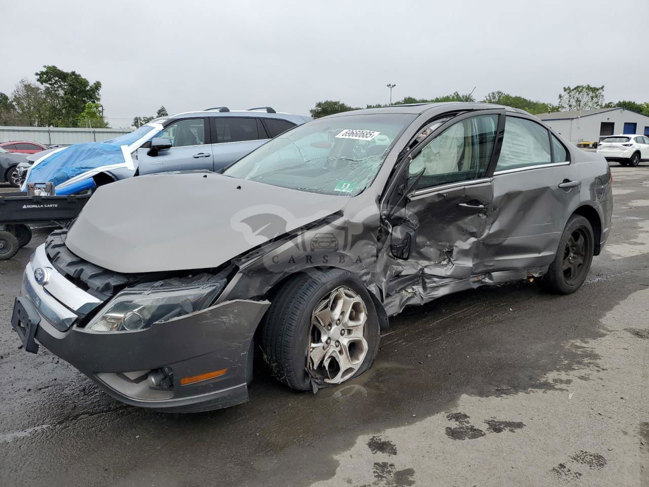 Ford Fusion SE 3.0L  6 2011