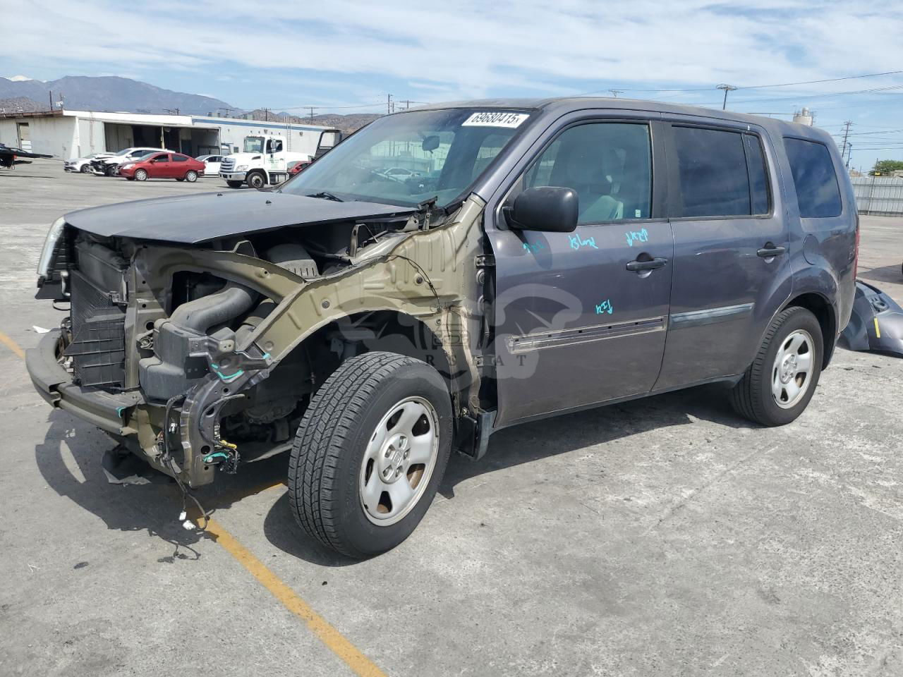 Honda Pilot LX 3.5L  6 2015