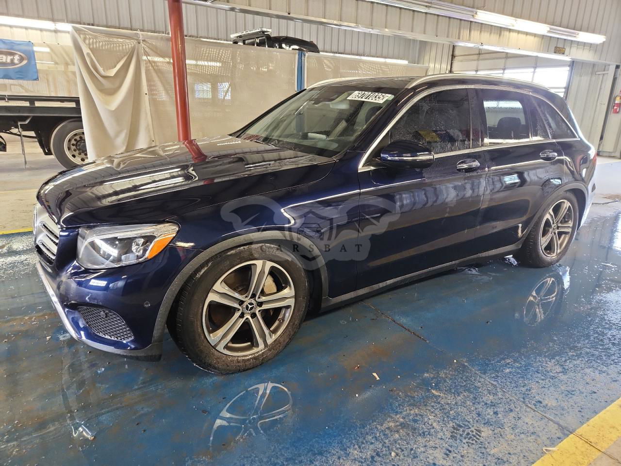 Mercedes-Benz GLC 300 4MATIC 2.0L  4 2017