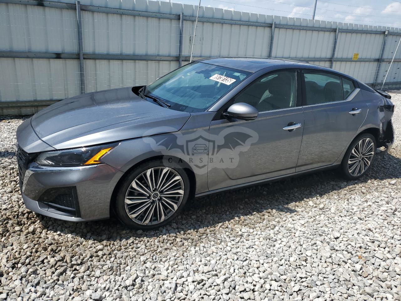 Nissan Altima SL 2.5L  4 2023
