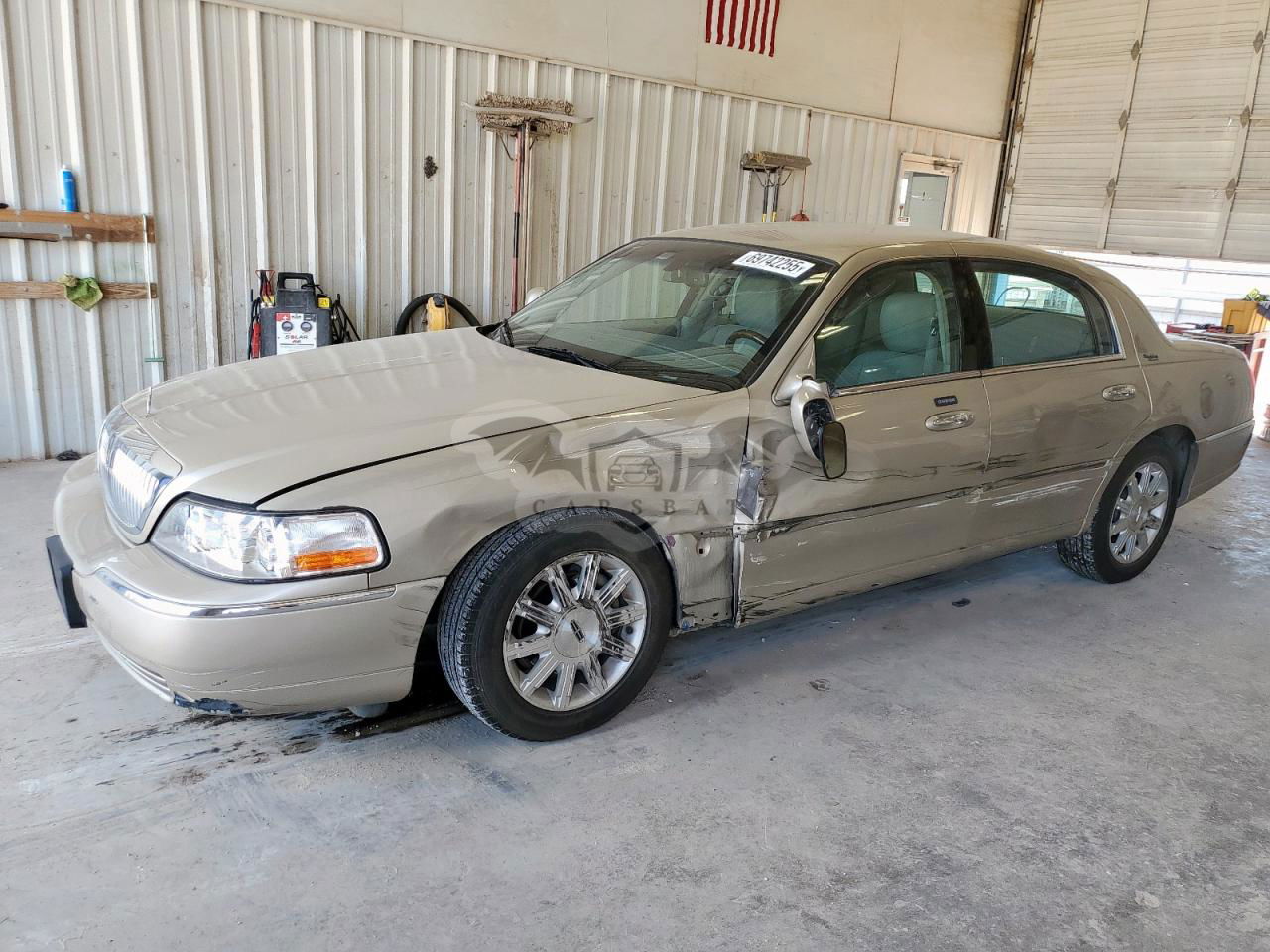 Lincoln Town Car SIGNATURE LIMITED 4.6L  8 2011
