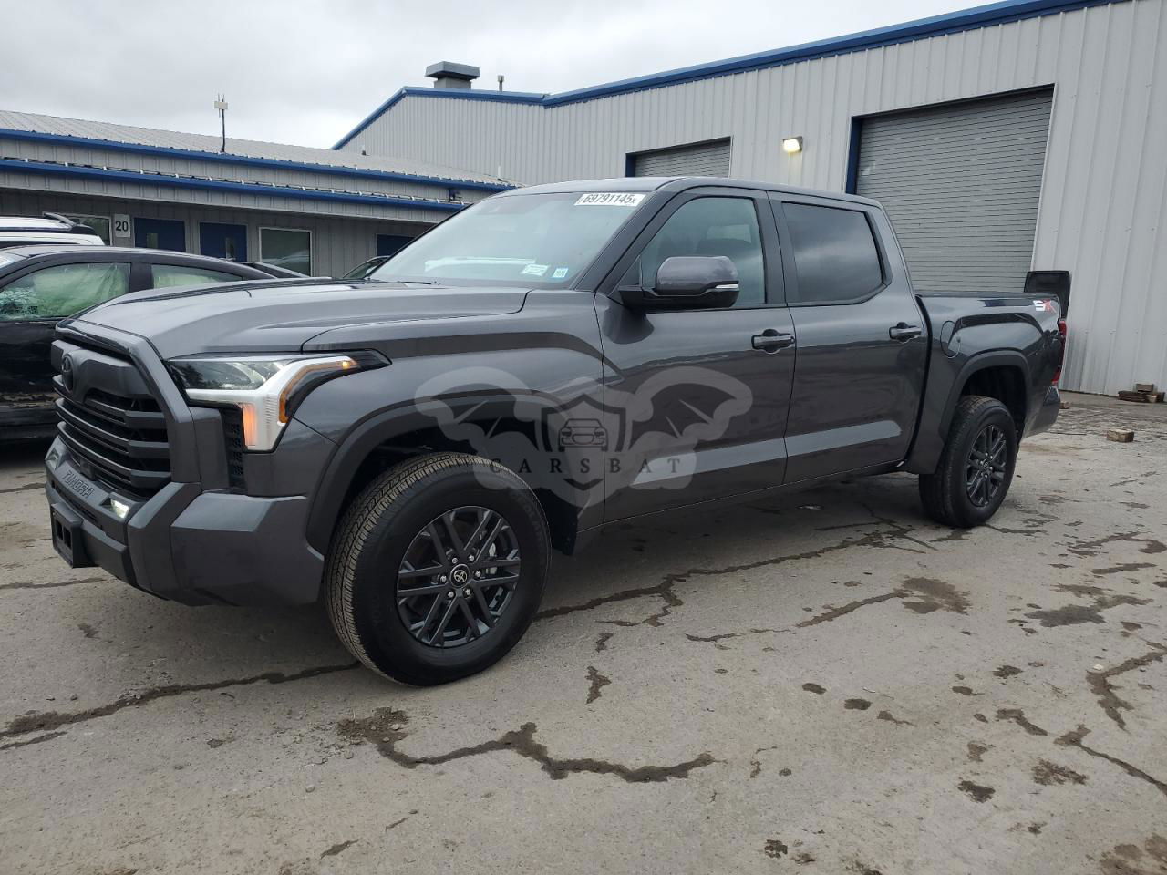 Toyota Tundra CREWMAX SR 3.4L  6 2025