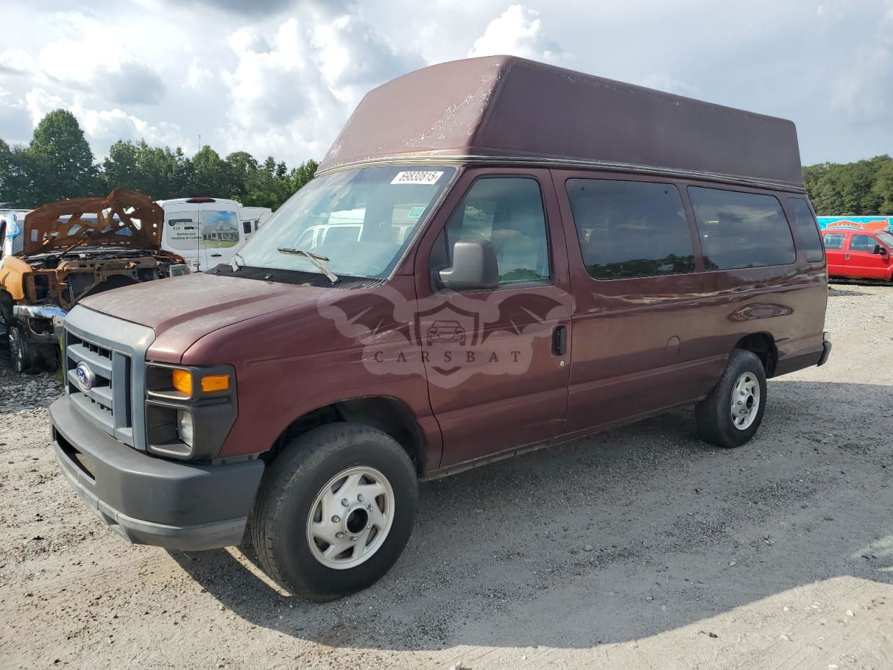Ford Econoline E350 SUPER DUTY WAGON 5.4L  8 2010