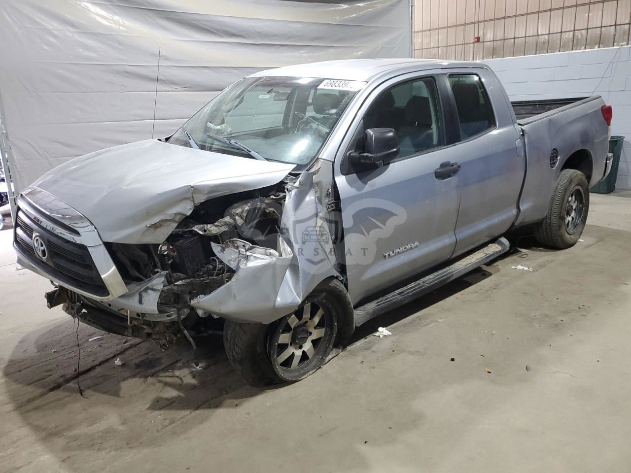 Toyota Tundra DOUBLE CAB SR5 5.7L  8 2012