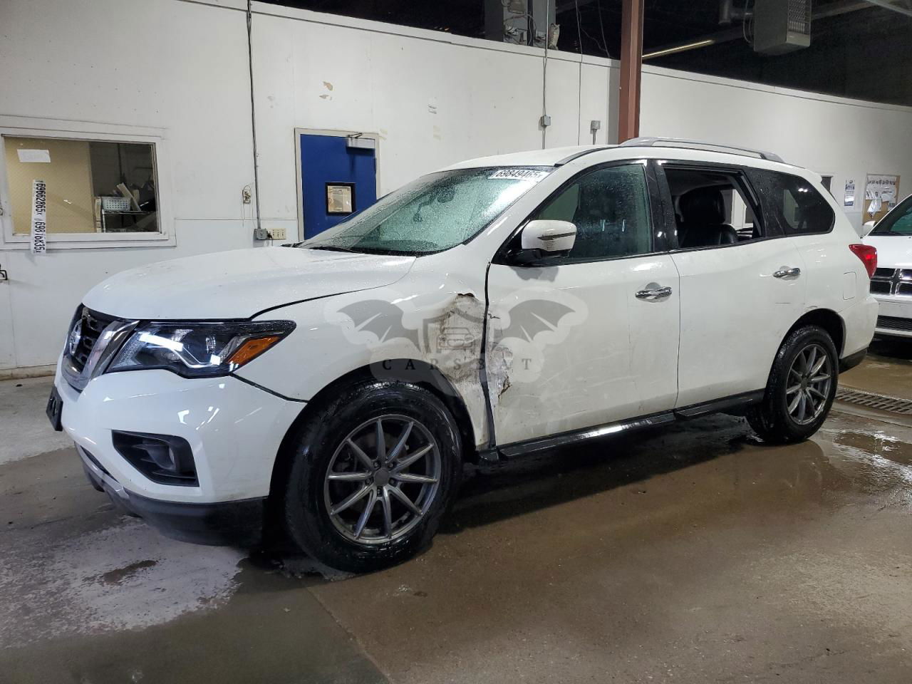 Nissan Pathfinder S 3.5L  6 2019