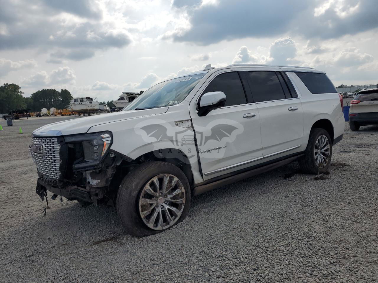 GMC Yukon DENALI 6.2L  8 2021