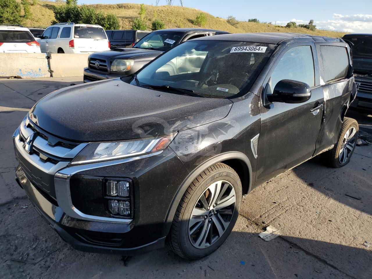 Mitsubishi Outlander ES 2.0L  4 2021