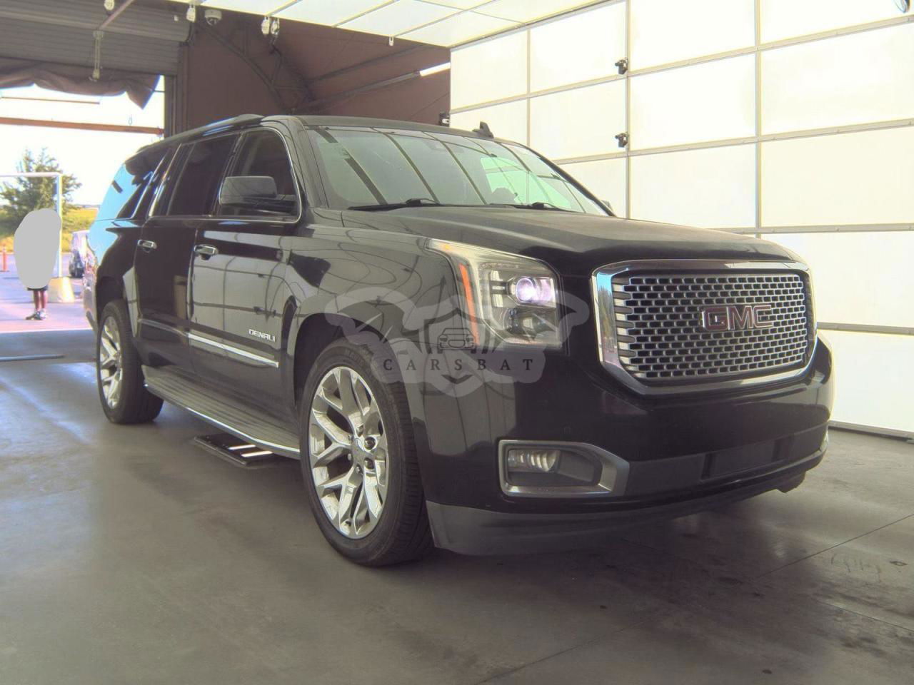 GMC Yukon DENALI 6.2L  8 2015