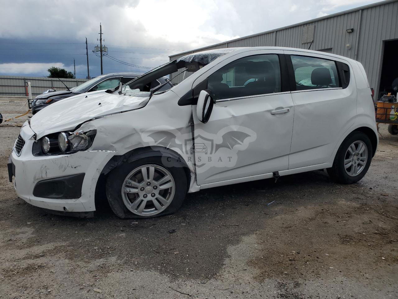 Chevrolet Aveo (Sonic) LT 1.8L  4 2015