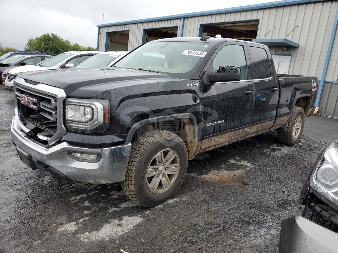 GMC Sierra K1500 SLE 5.3L  8 2017