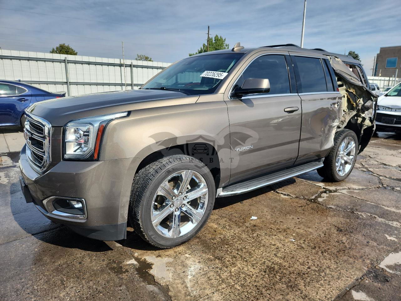 GMC Yukon SLT 5.3L  8 2016