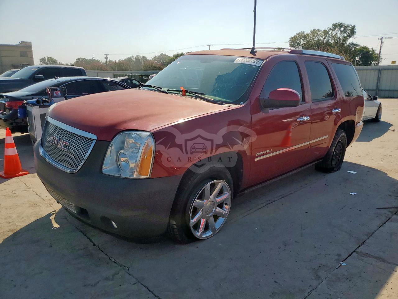 GMC Yukon DENALI 6.2L  8 2013