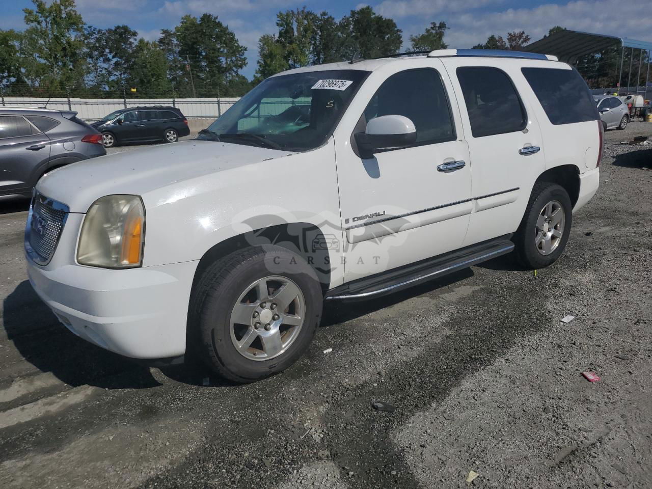 GMC Yukon DENALI 6.2L  8 2007