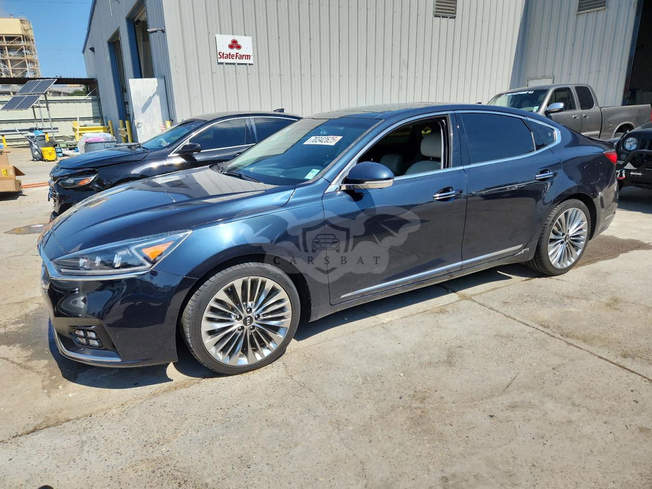 Kia Cadenza PREMIUM 3.3L  6 2017