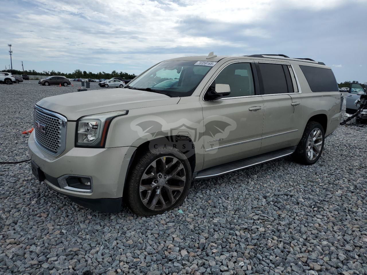 GMC Yukon DENALI 6.2L  8 2016
