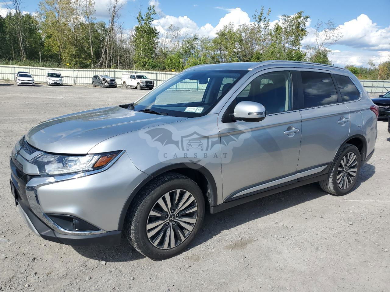 Mitsubishi Outlander SE 2.4L  4 2020