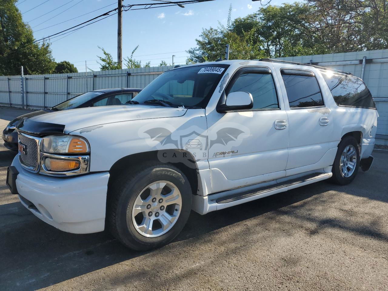 GMC Yukon DENALI 6.0L  8 2005